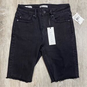 NWT Vigoss Ace High Rise Bermuda Shorts in Black Denim size 26